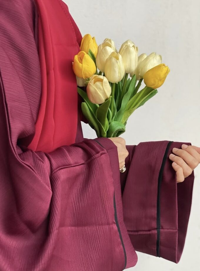 Basic Maroon Abaya