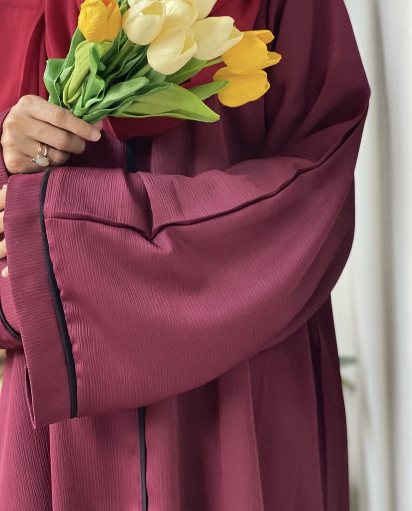 Basic Maroon Abaya - Image 2