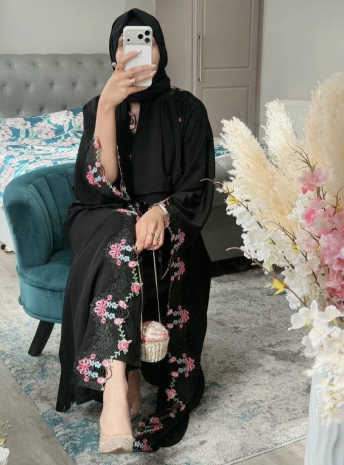 Black lace Abaya