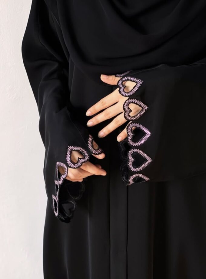 Black heart Abaya