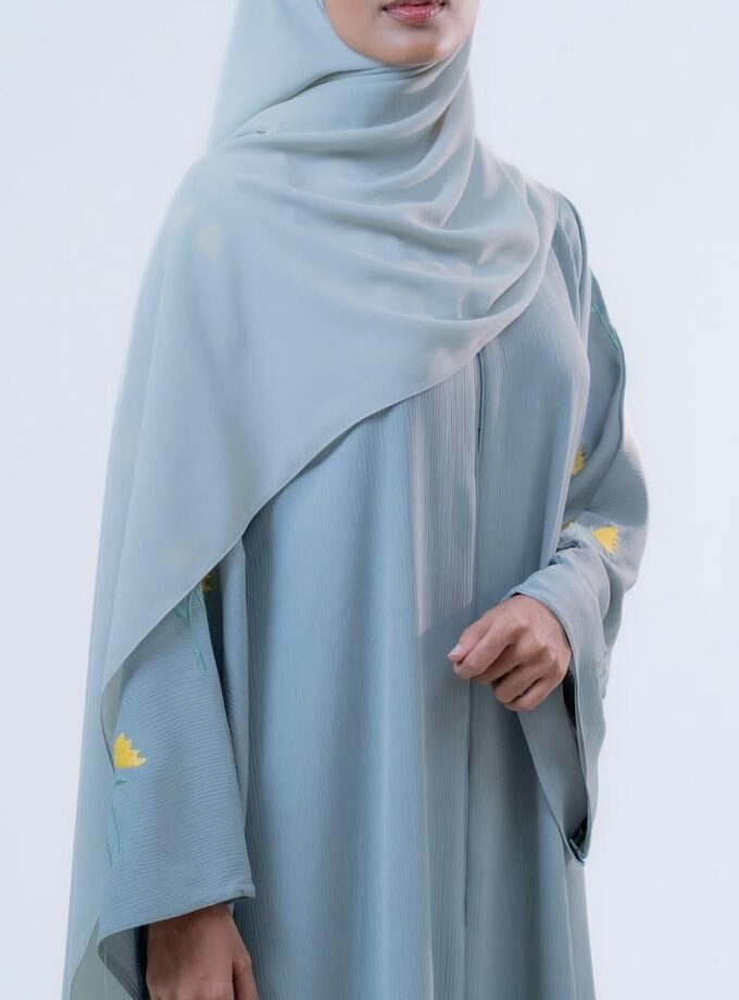 Blue embroidered zoom 1