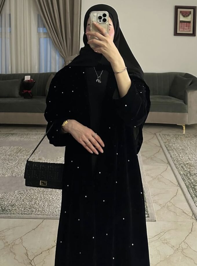 Velvet abaya 1