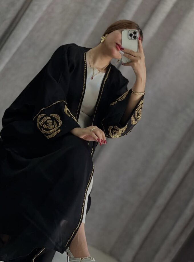 Gulab Abaya