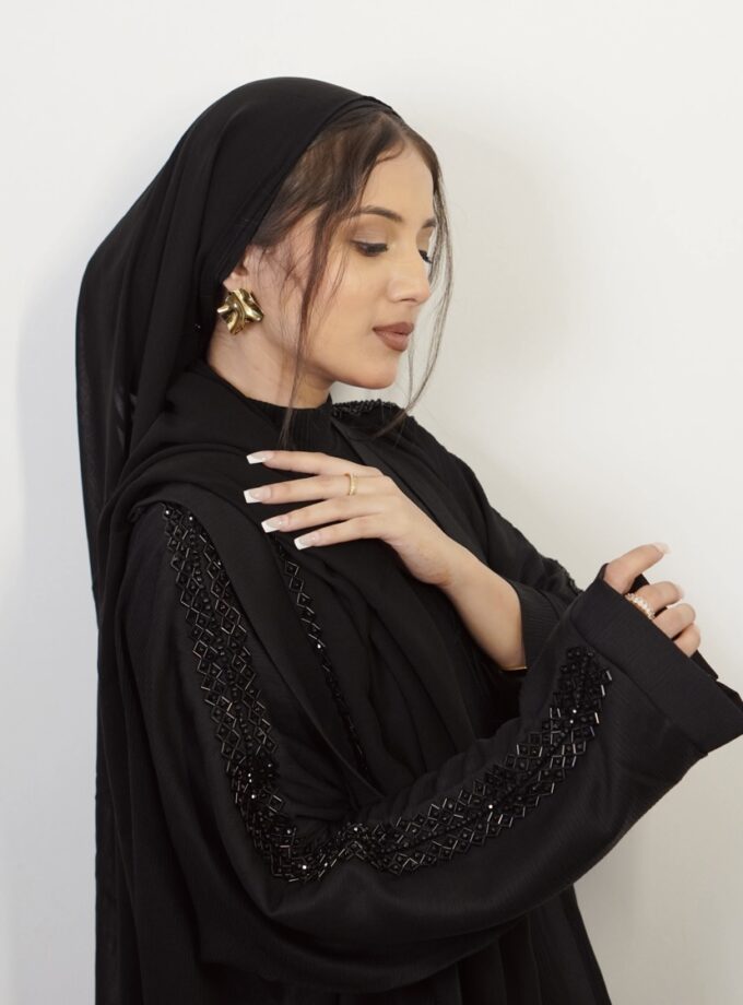 Zarar abaya (black zoom)