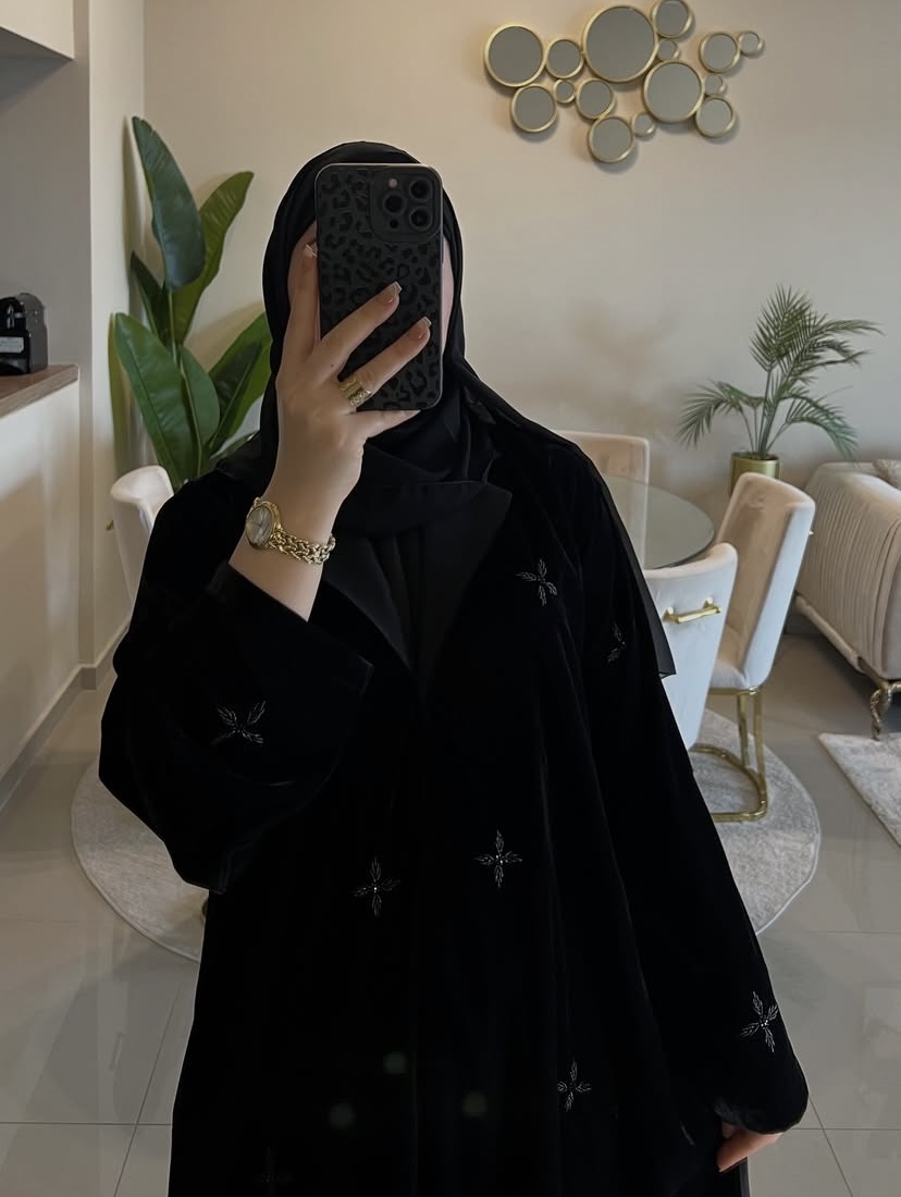 Velvet abaya 2