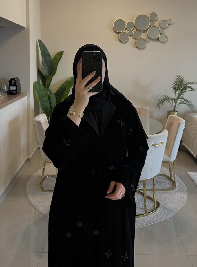 Velvet abaya 2