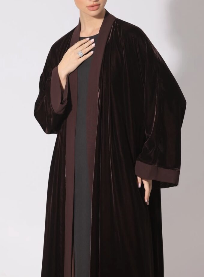 Makhmal abaya