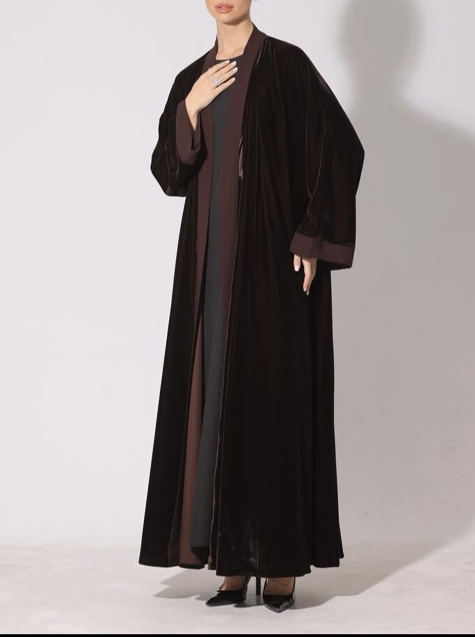 Makhmal abaya